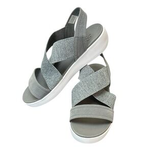 Skechers 32753 Yoga Foam Gray Sandals Size 7 Sporty Comfy
